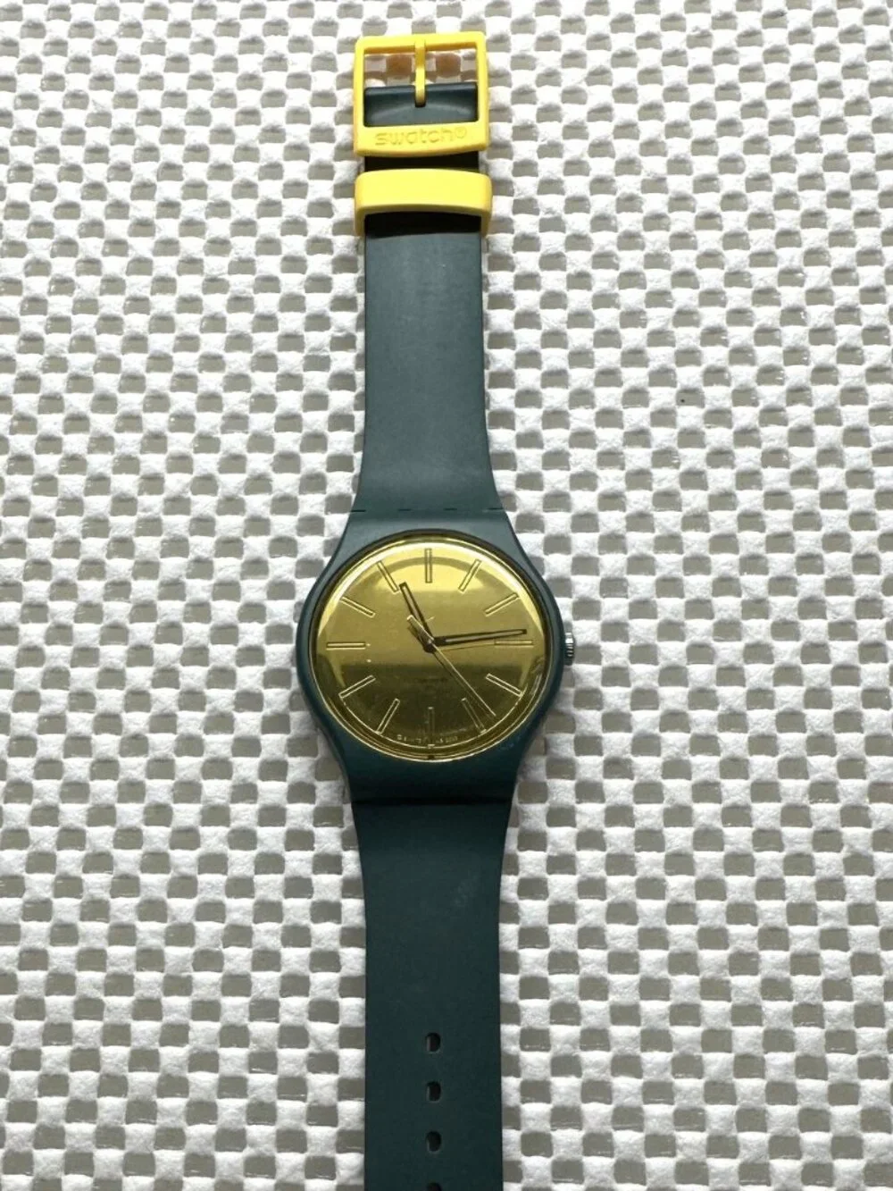 Swatch Watch Gold In The Garden SO29G103 Contemporary 2024